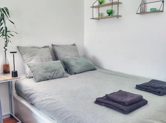 A La Grande De * Biarritz